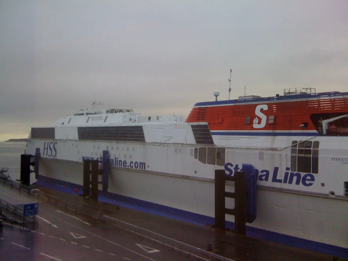 Stena-Line-Fähre im Fährhafen Belfast
