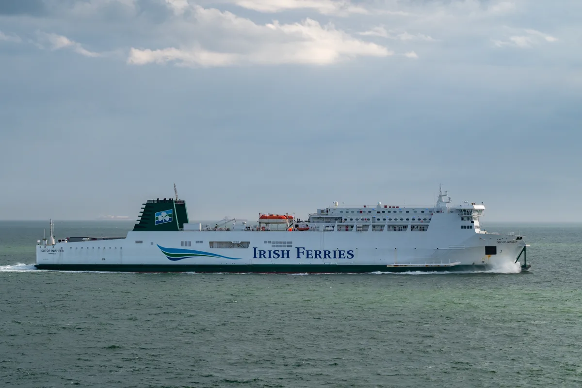 Irish-Ferries-Fähre Isle of Inisheer vor Dover