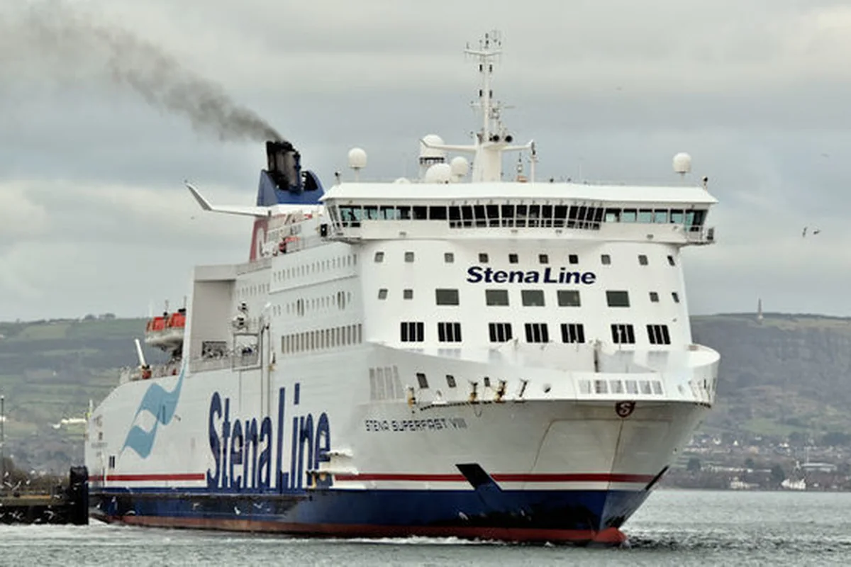 Stena Superfast VIII im Hafen von Belfast